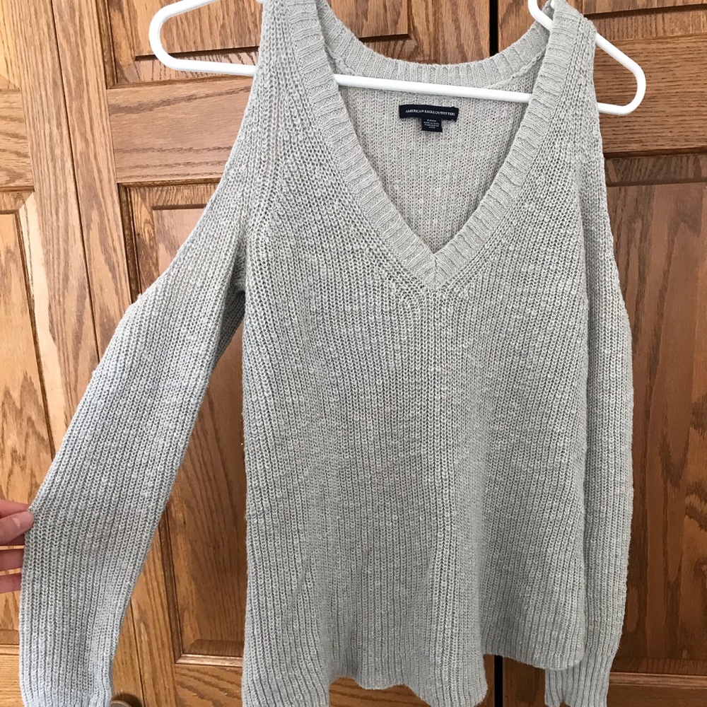 Cold shoulder knit sweater!
